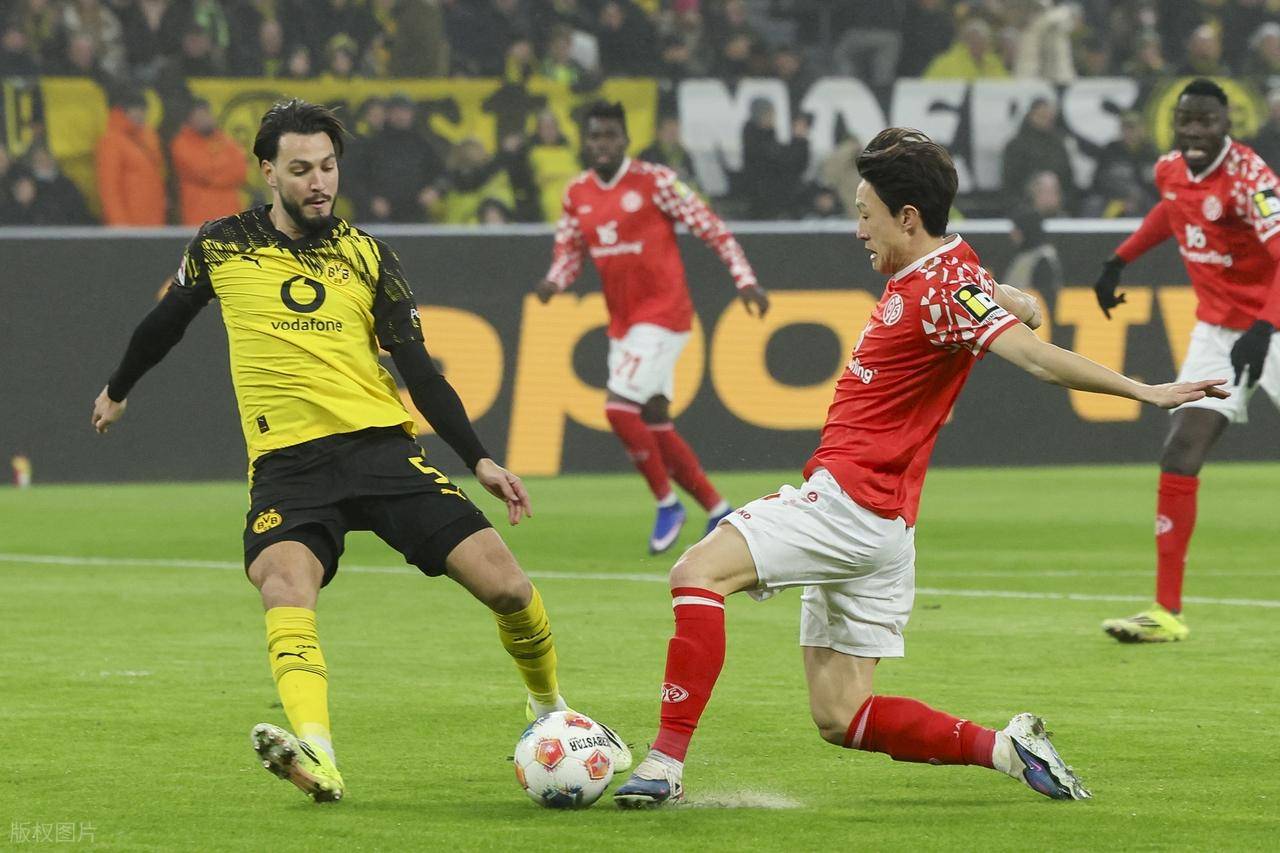 随着美因茨0-4，德甲争冠白热化：拜仁领先优势缩小至3分
